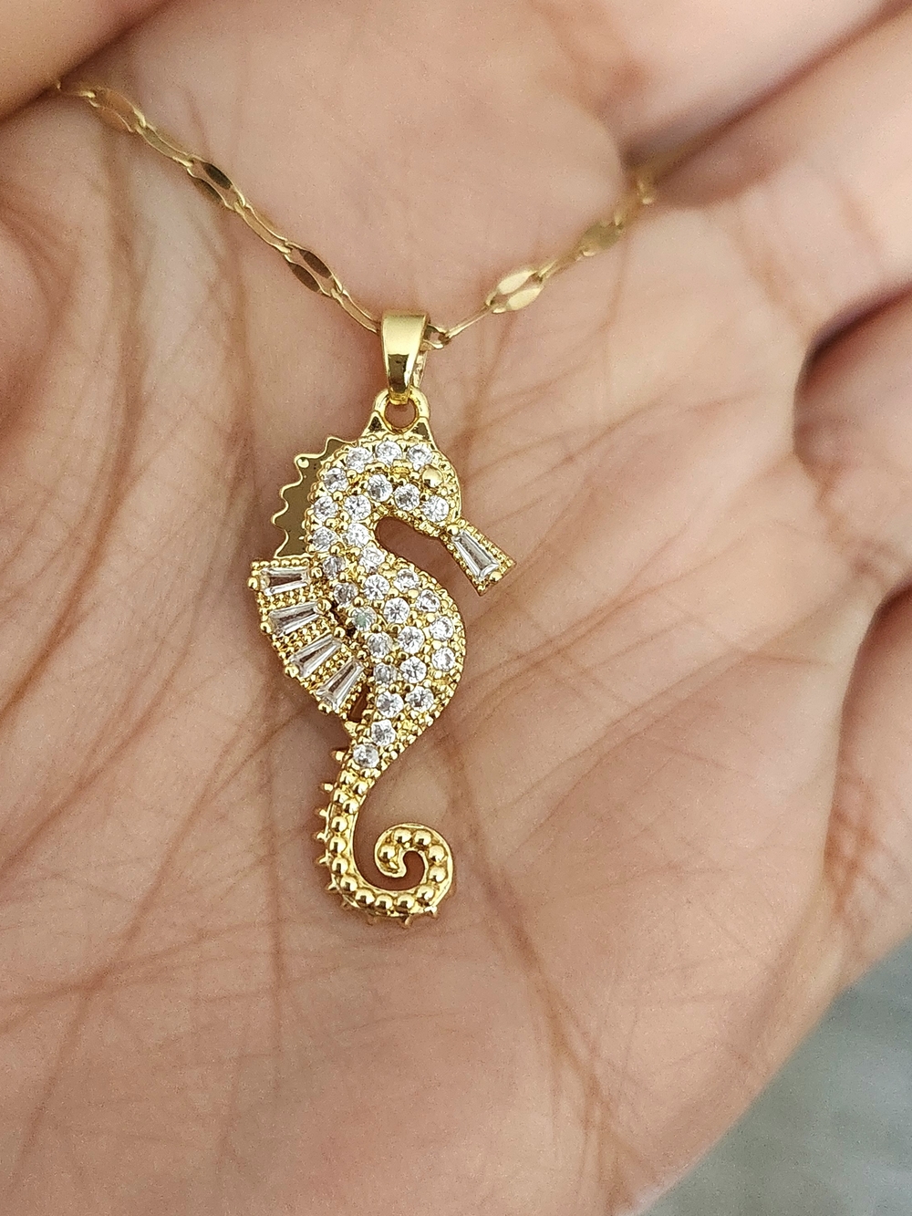 New 18K Gold Plated Diamond Seahorse Necklace Pendant And Chain For Women